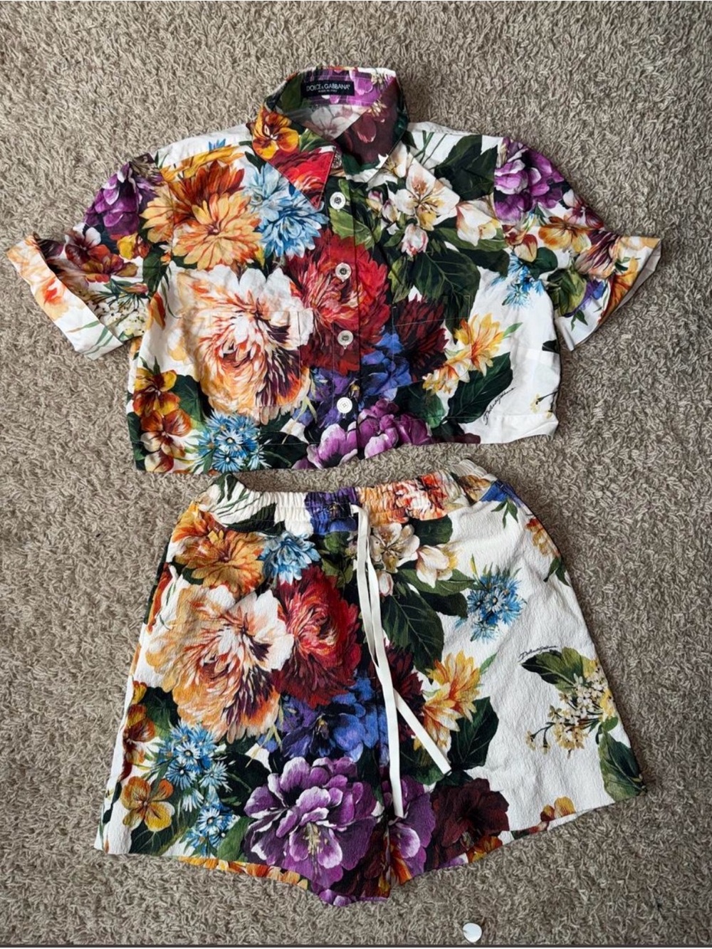 Dolce & Gabbana White Floral Print Women's Shorts/crop top - Multicolor Blooms